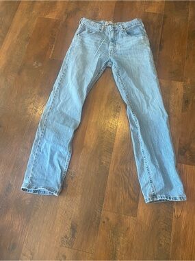 Wrangler Light Blue Straight Leg Men’s Jeans